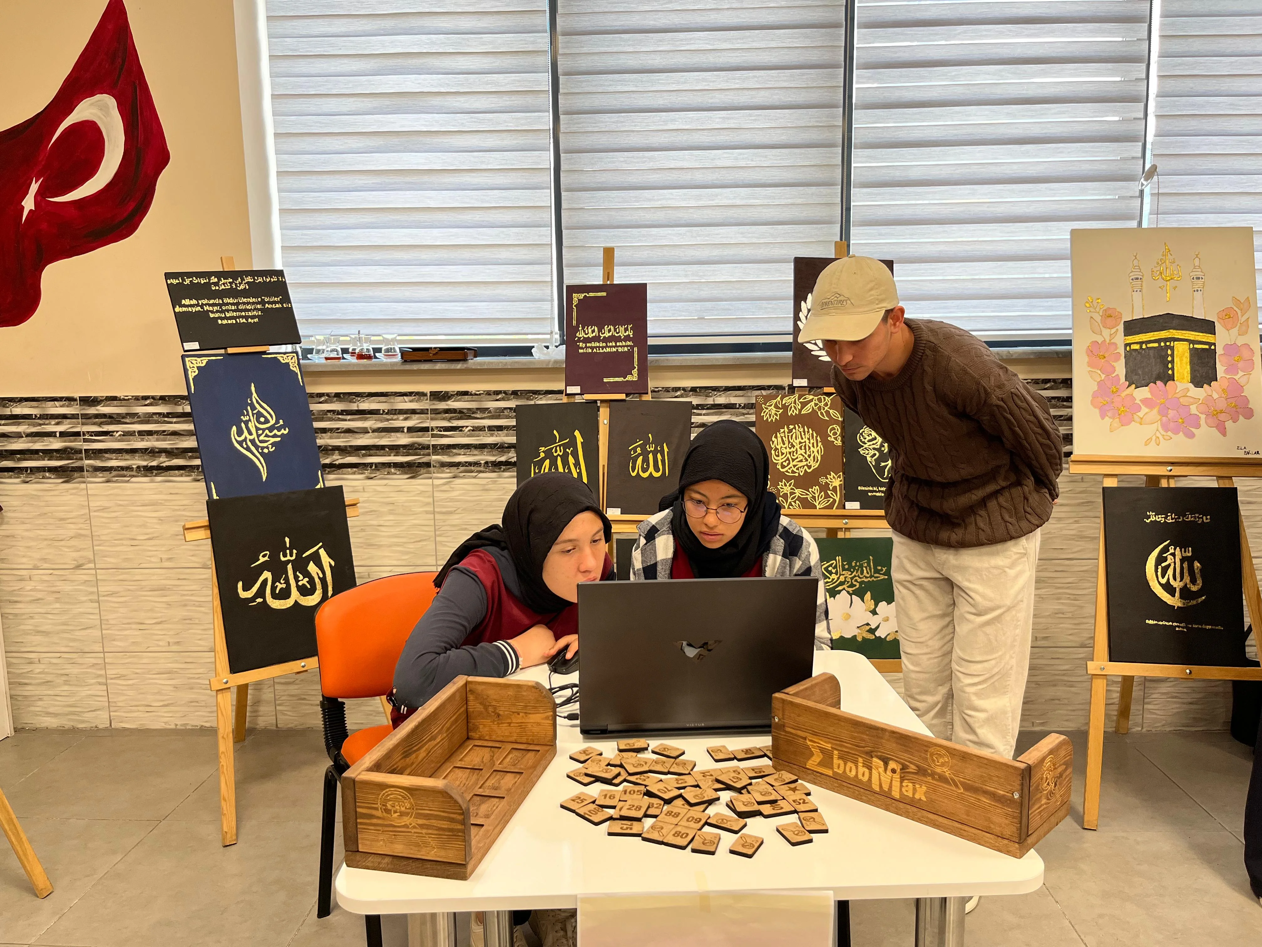 Fakültemiz İlköğretim Matematik Öğretmenliği Programı öğrencilerinden Türk Anadolu Vakfı İmam Hatip Ortaokuluna Anlamlı Ziyaret